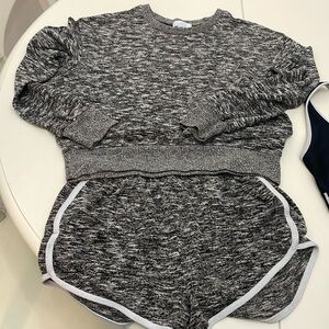 Colsie lounge set top medium shorts small